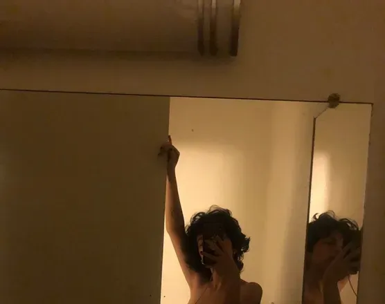 OnlyFans account  arens.stars333 avatar 1