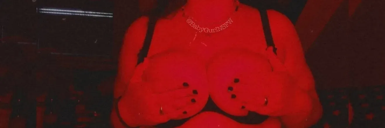 OnlyFans account  babygurlnsfw header 2
