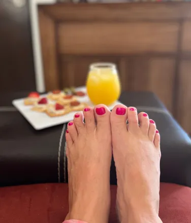OnlyFans cuenta nipsntoes22 header 2