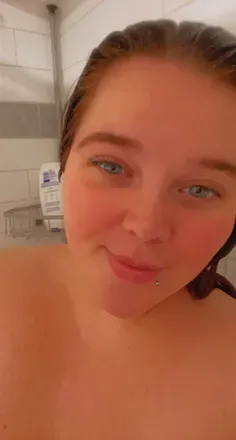 OnlyFans cuenta lucyxsahara avatar 1