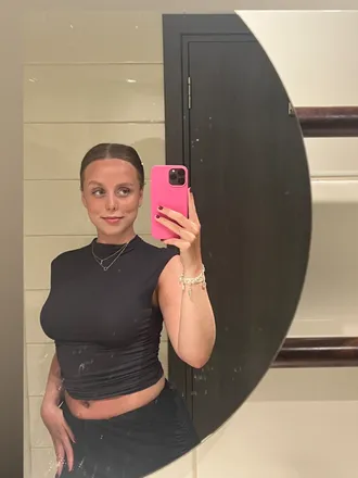 OnlyFans cuenta juliamarbella header 2