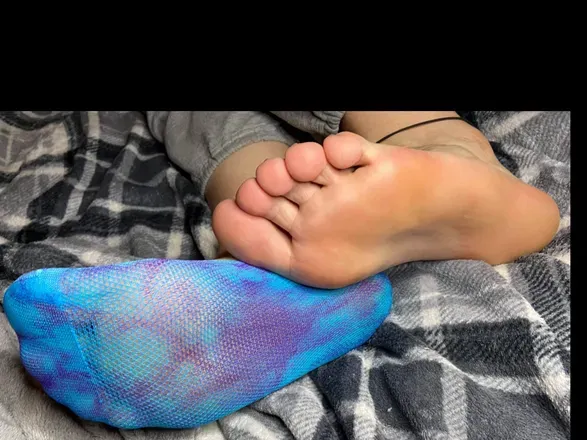 OnlyFans account  femboii_tomo header 2
