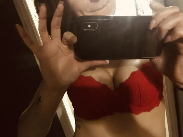 OnlyFans cuenta muahhhxx3 header 2