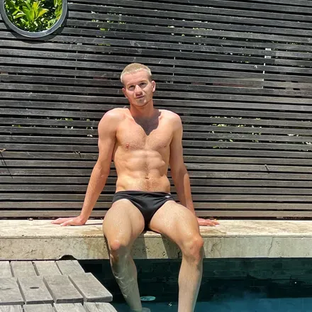OnlyFans account  maxeverton avatar 1