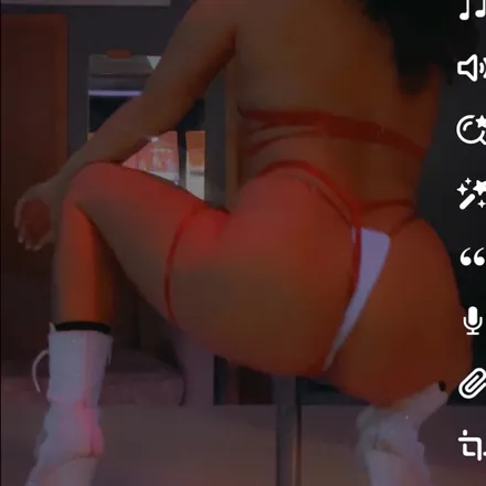 OnlyFans cuenta mercedeez231117 avatar 1