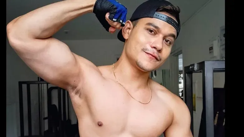 OnlyFans account  thelenin header 2