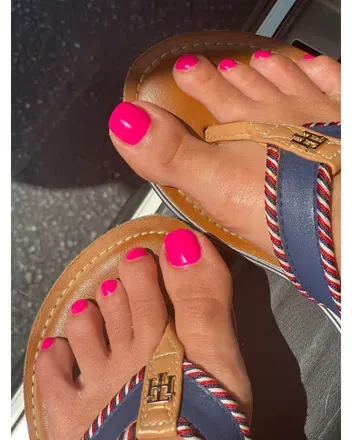 OnlyFans cuenta naughty__feet avatar 1