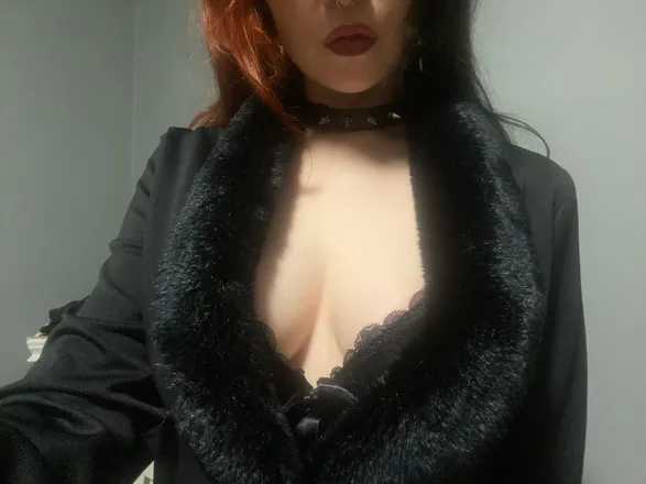 OnlyFans cuenta xolillianxo header 2