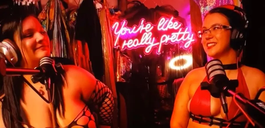 OnlyFans cuenta bareasyoudarepodcast header 2