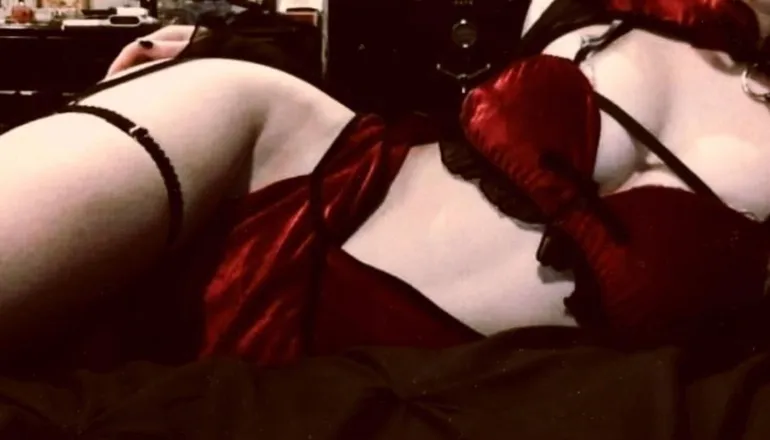 OnlyFans cuenta xsucubusx header 2