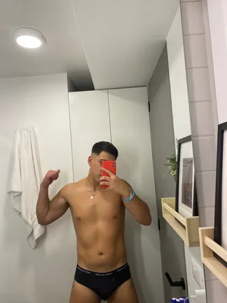 OnlyFans cuenta ang3lx19 header 2