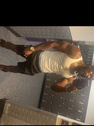 OnlyFans cuenta treybigalow header 2