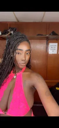 OnlyFans account  woah2 avatar 1