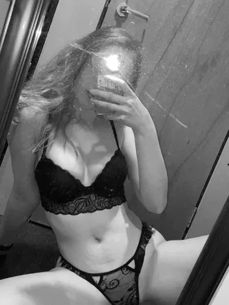 OnlyFans account  tk2626 avatar 1