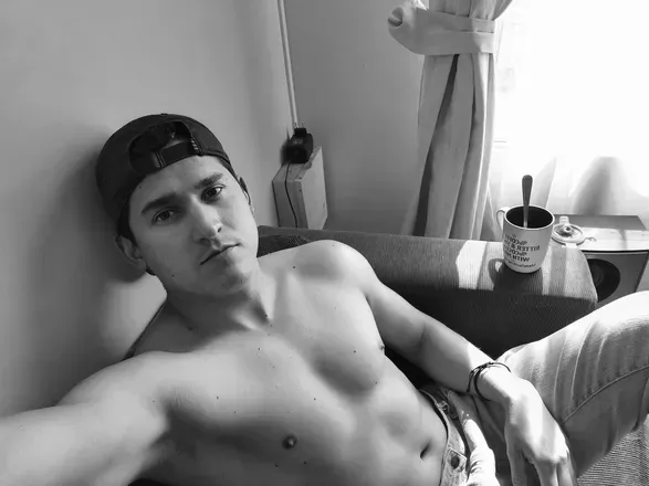 OnlyFans cuenta elionaki12 avatar 1
