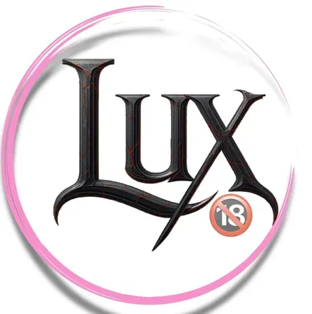 OnlyFans account  luxkyluxx header 2