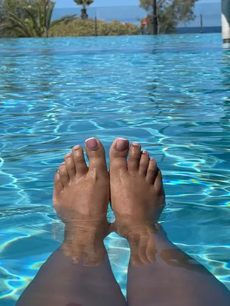 OnlyFans cuenta feetloves28 header 2