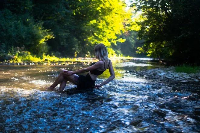 OnlyFans cuenta alice_kotova header 2