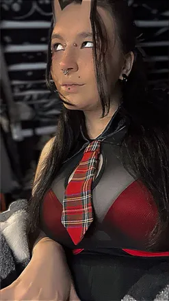 OnlyFans cuenta yourlocaldemongirl previous_avatars_1 3