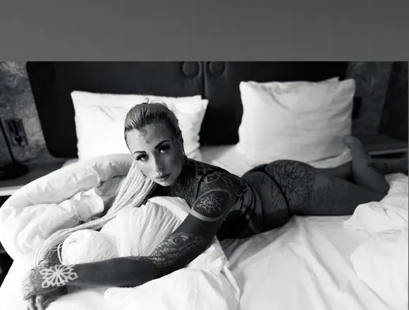 OnlyFans cuenta marleynemelonski header 2