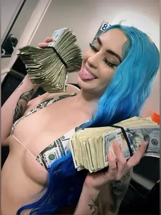 OnlyFans cuenta therealchampagne414 header 2