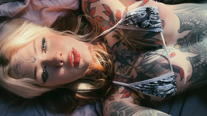 OnlyFans cuenta nymphae header 2