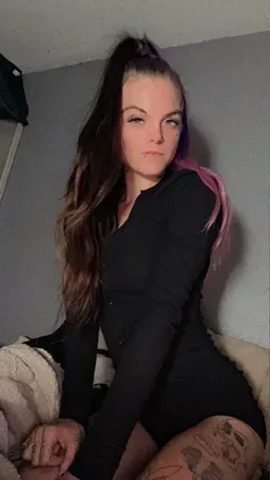 OnlyFans cuenta littlestonie420 avatar 1