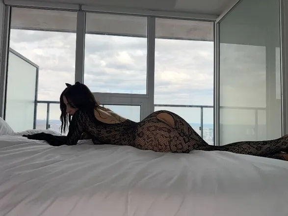 OnlyFans cuenta mia_ray101 header 2
