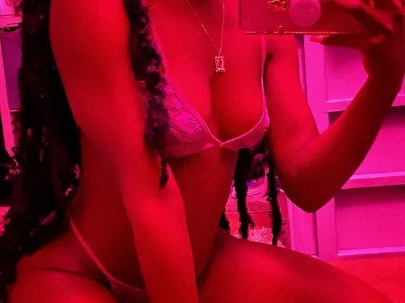 OnlyFans cuenta honeynmilk23 avatar 1