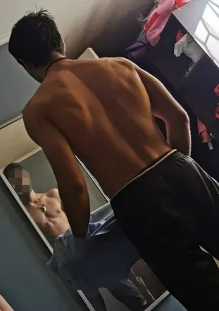 OnlyFans cuenta lonelymen avatar 1