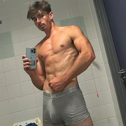 OnlyFans cuenta maxenki avatar 1