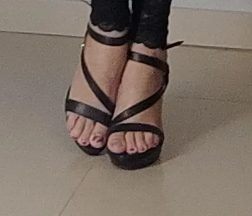 OnlyFans cuenta shoesessesss avatar 1