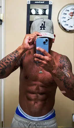 OnlyFans account  ybenjamin avatar 1