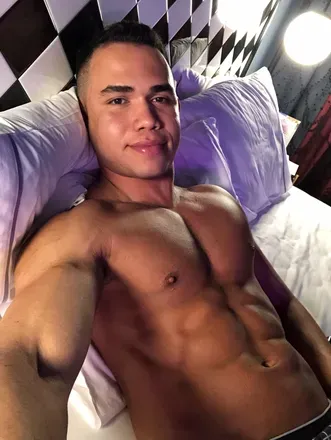 OnlyFans cuenta alessandro2020 avatar 1