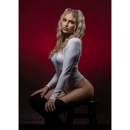 OnlyFans of officiallolabunnyy