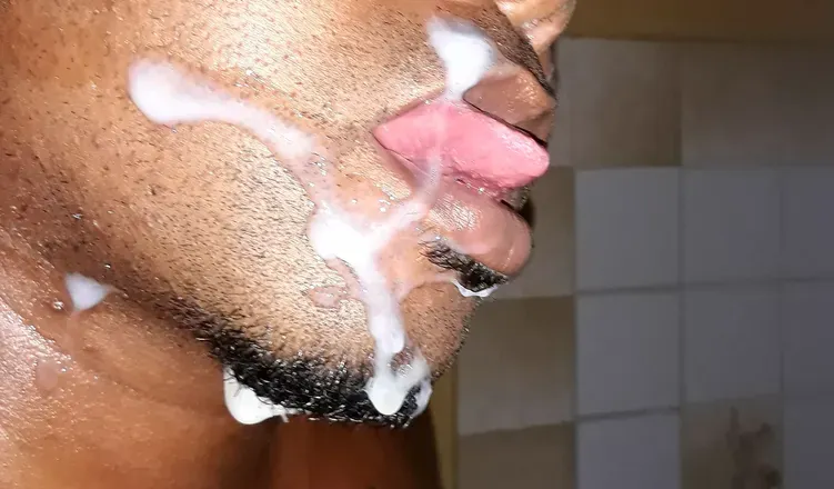 OnlyFans cuenta justdoingme01 header 2