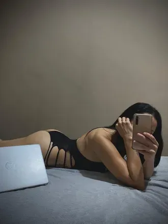 OnlyFans cuenta girlshothappy header 2