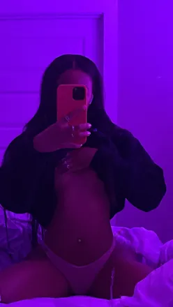 OnlyFans cuenta slimtinggg header 2