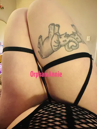 OnlyFans cuenta orphanannie86 header 2