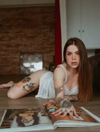 OnlyFans account  marukarv header 2