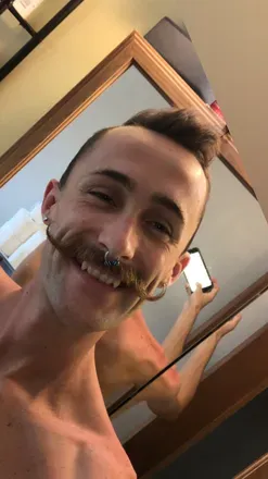 OnlyFans cuenta king_hubert69 avatar 1