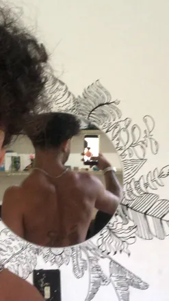 OnlyFans account  iguiin header 2