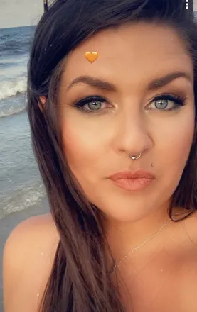 OnlyFans cuenta hell_on_heels header 2