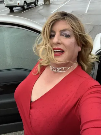 OnlyFans cuenta sissyjulie header 2