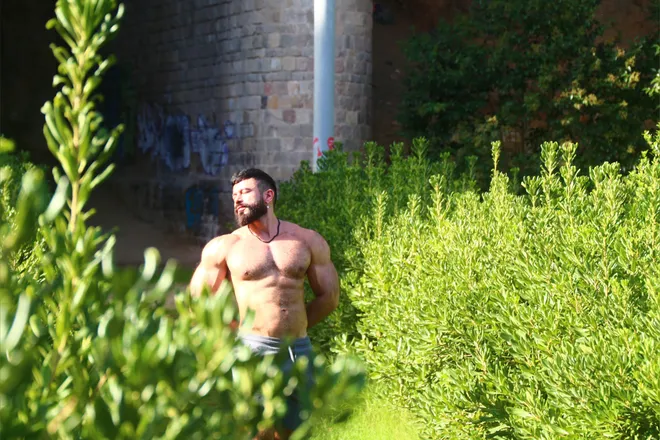 OnlyFans account  readyplayer4 header 2