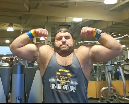 OnlyFans cuenta russianbearcub header 2