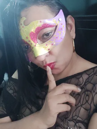 OnlyFans cuenta silvanamahecha header 2