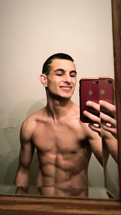 OnlyFans cuenta bylugtravv avatar 1