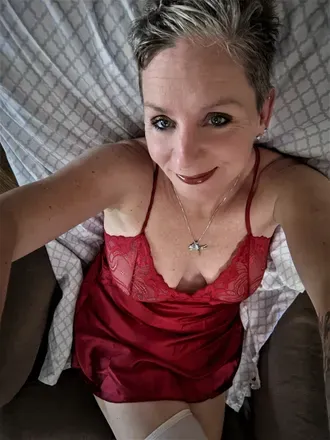 OnlyFans cuenta maturemomfree avatar 1