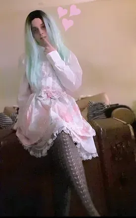 OnlyFans account  little_sofia avatar 1
